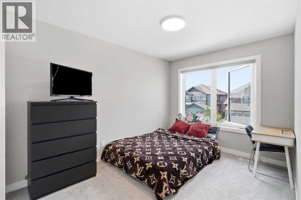 143 Belvedere Crescent Se Property Photo 26