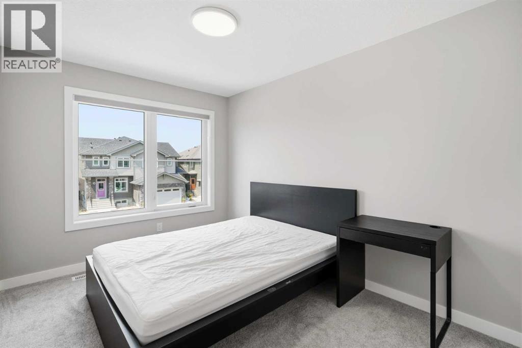 143 Belvedere Crescent Se Property Photo 28