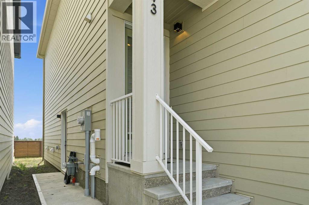 143 Belvedere Crescent Se Property Photo 31