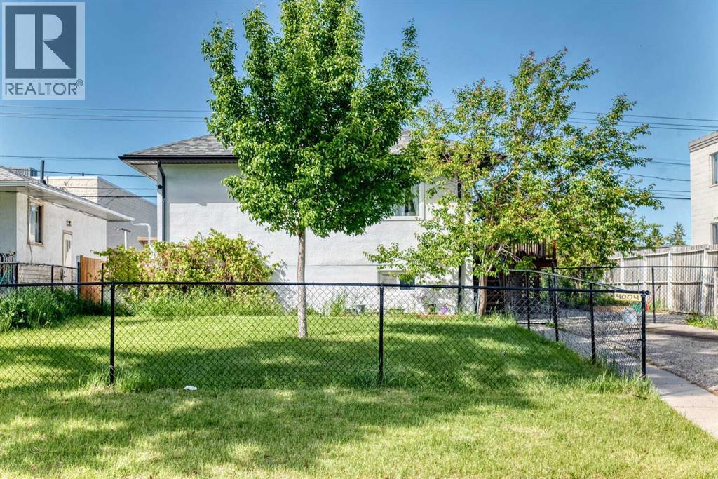 4004 7 Avenue Sw Property Photo 2