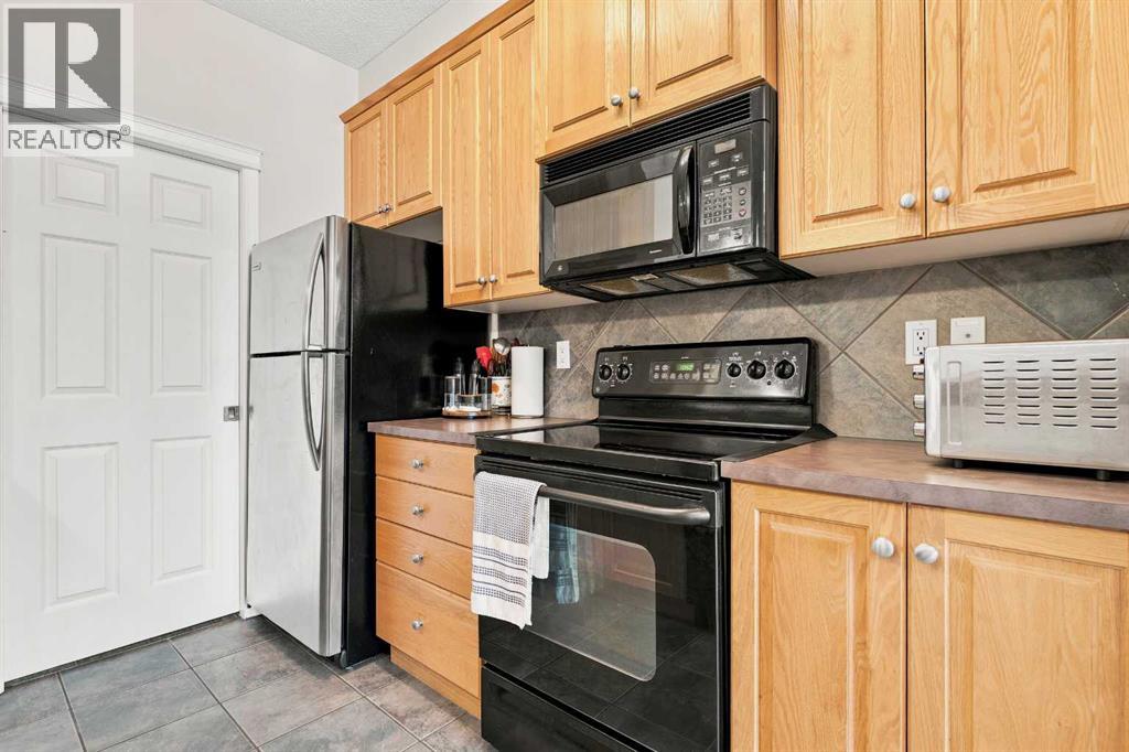 25 Prestwick Drive Southeast Property Photo 9
