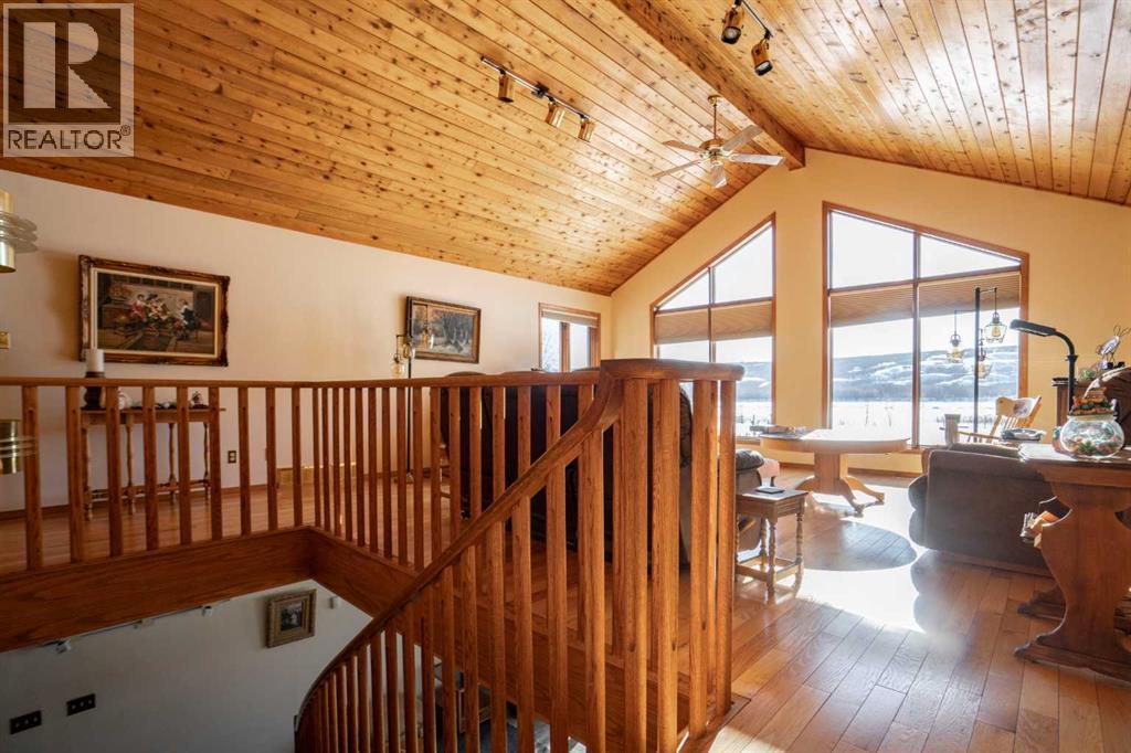 231061 Highway 684 Property Photo 10