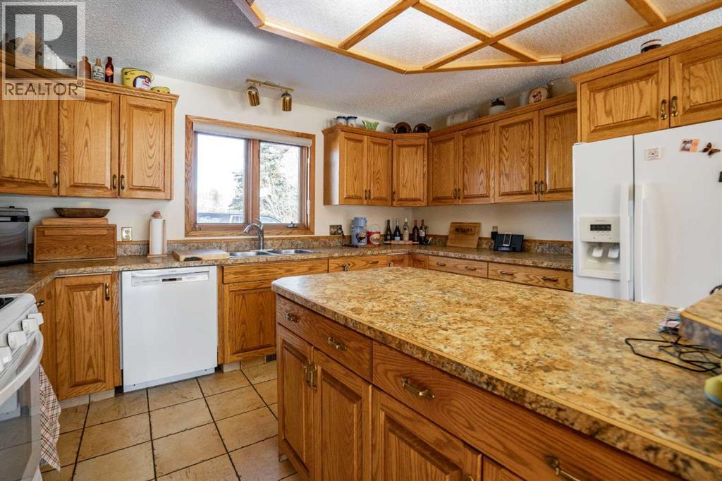 231061 Highway 684 Property Photo 12