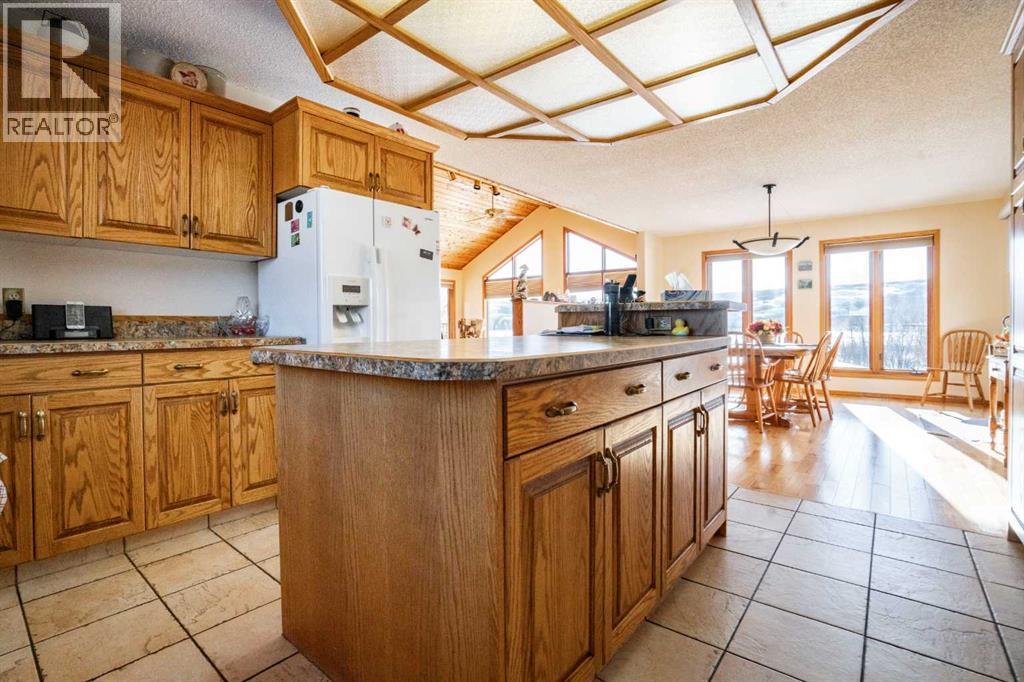 231061 Highway 684 Property Photo 15