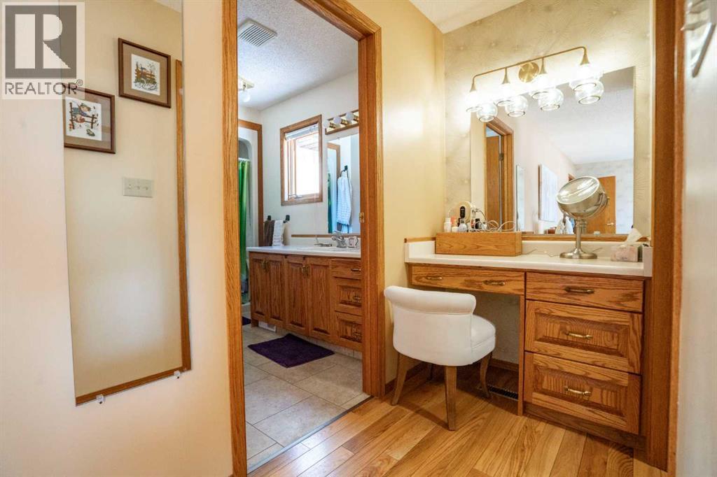 231061 Highway 684 Property Photo 22