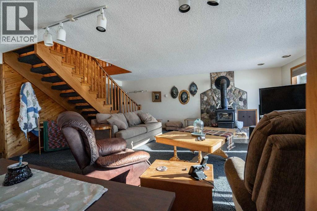 231061 Highway 684 Property Photo 32