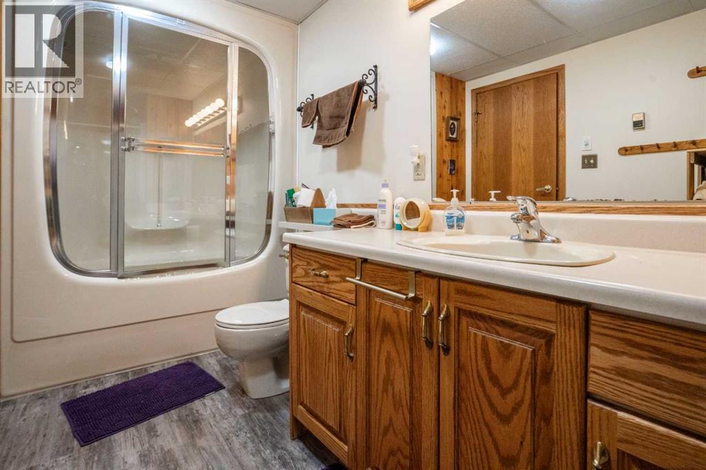231061 Highway 684 Property Photo 36