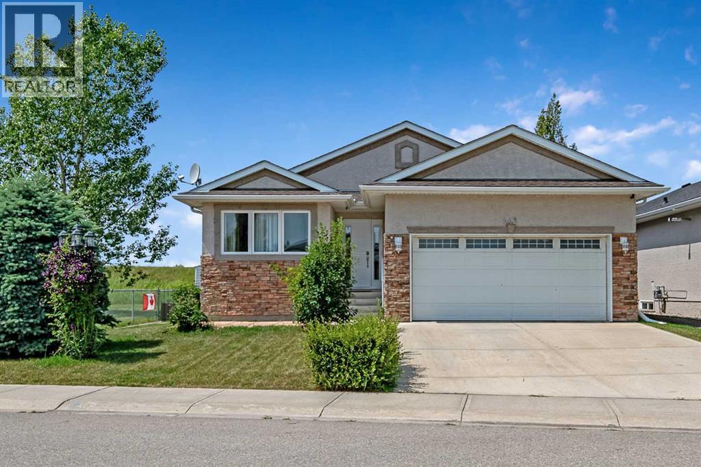 443 Riverside Green NW Property Photo 1