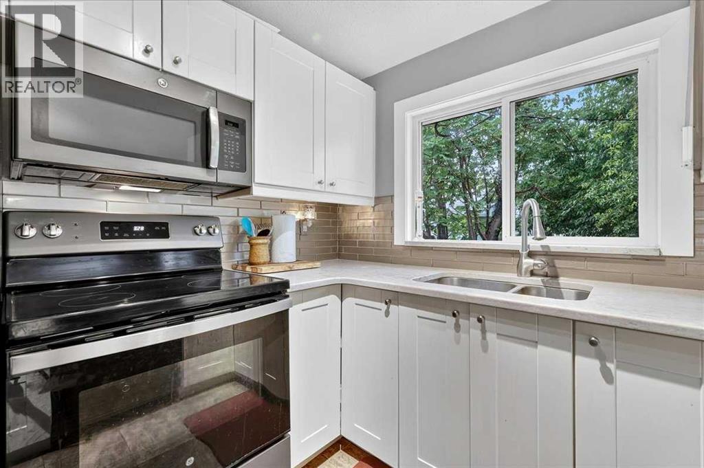 1123 48 Avenue Nw Property Photo 1
