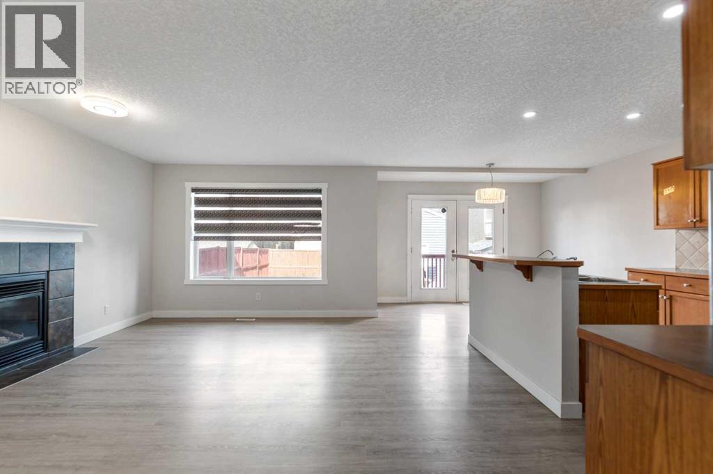124 Saddlecrest Boulevard Ne Property Photo 4
