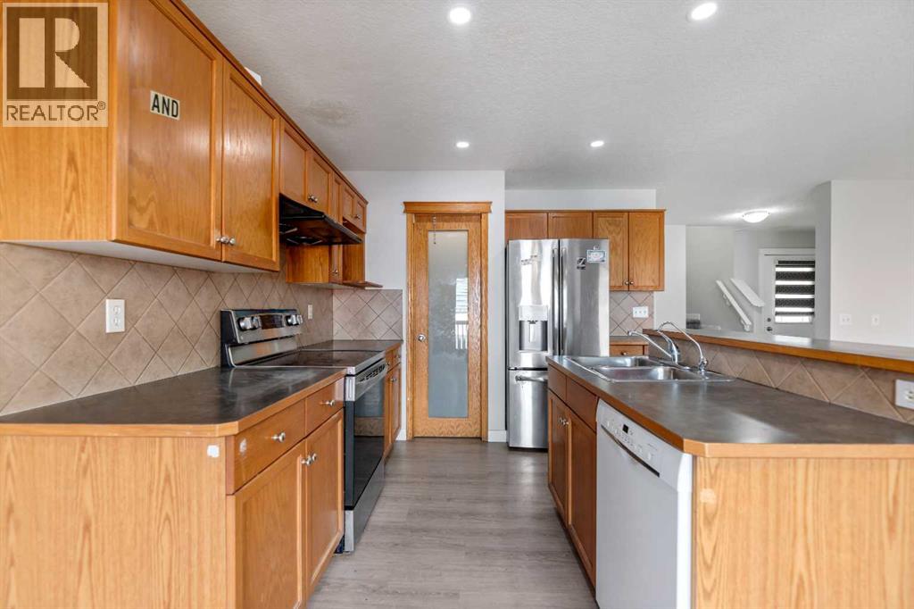124 Saddlecrest Boulevard Ne Property Photo 6