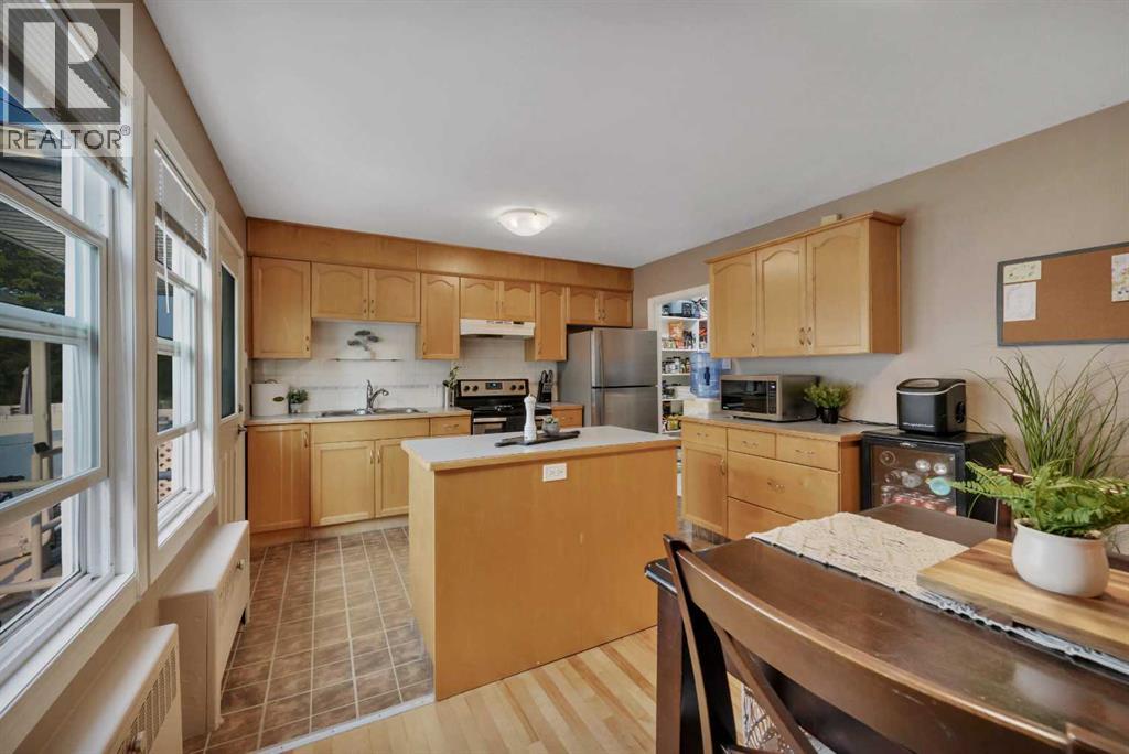 37 Poplar Crescent Property Photo 8