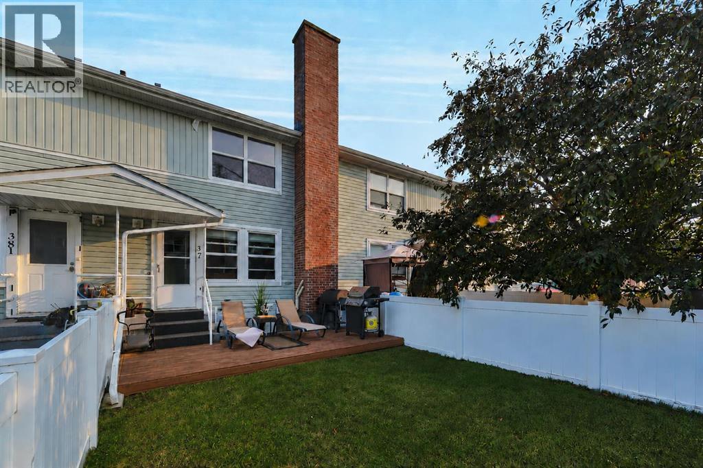 37 Poplar Crescent Property Photo 31