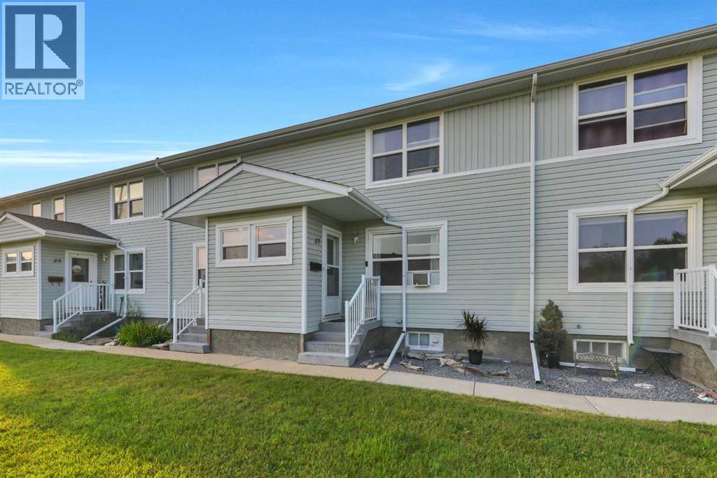 37 Poplar Crescent Property Photo 33