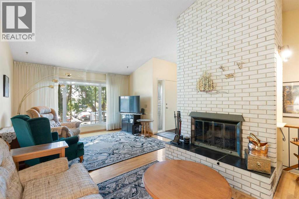 243 Radcliffe Place Se Property Photo 12