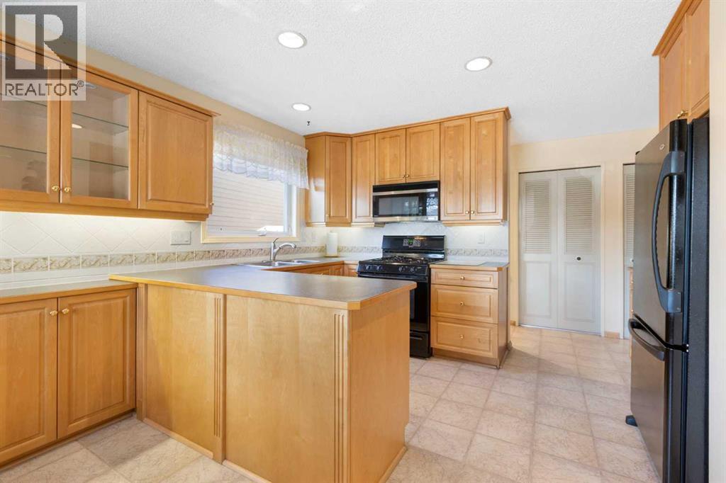 243 Radcliffe Place Se Property Photo 15