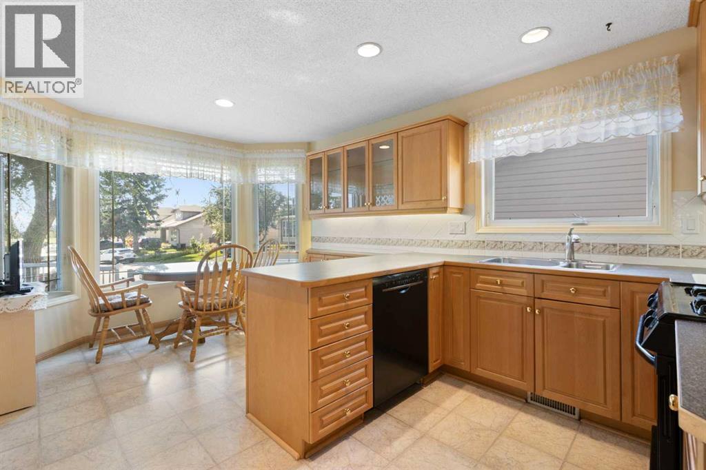 243 Radcliffe Place Se Property Photo 20