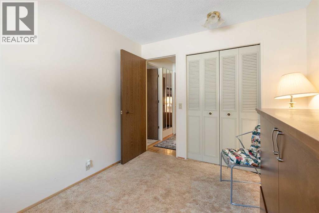 243 Radcliffe Place Se Property Photo 30