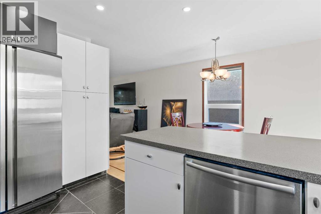 436 Attica Drive Se Property Photo 10