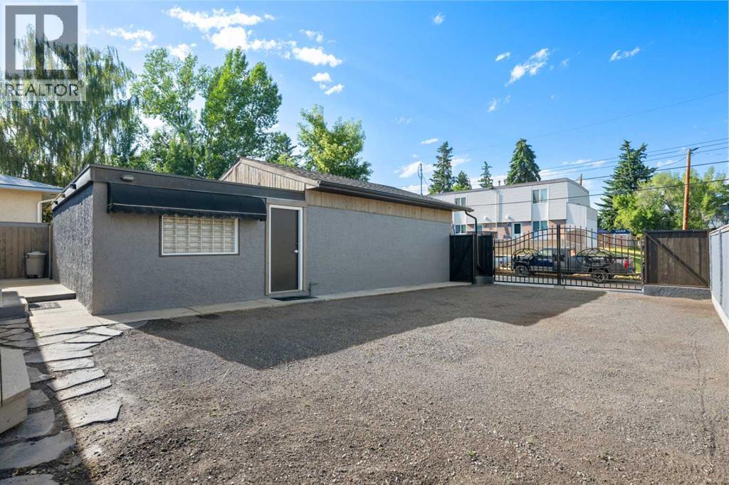 436 Attica Drive Se Property Photo 38