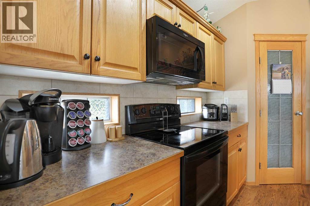 372 Lake Stafford Drive E Property Photo 13