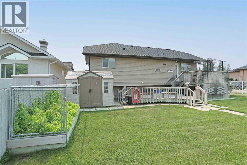 372 Lake Stafford Drive E Property Photo 37