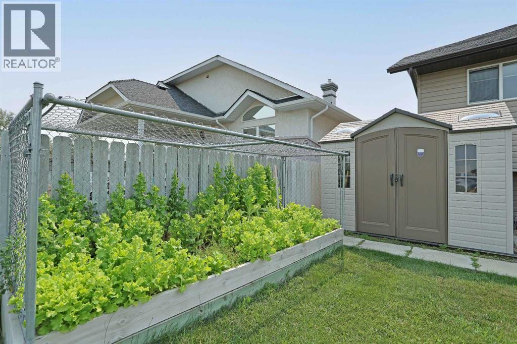 372 Lake Stafford Drive E Property Photo 38