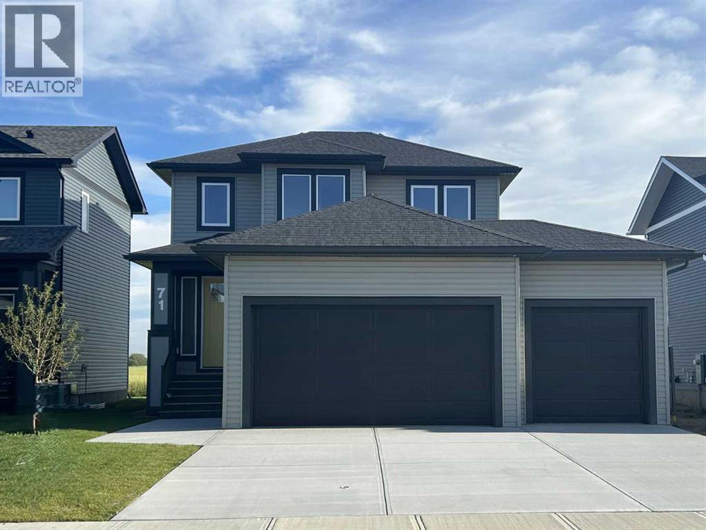 71 Vincent Crescent Property Photo 1