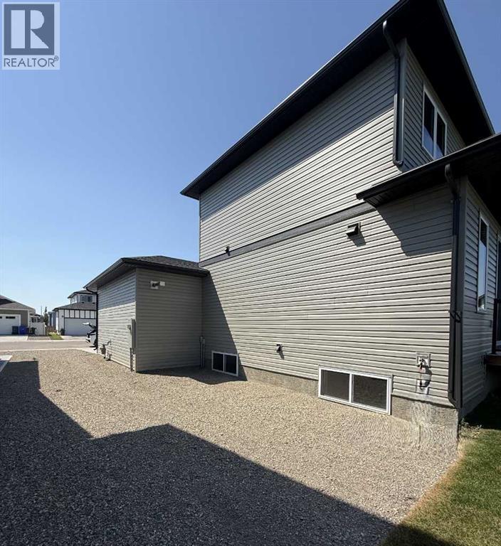 71 Vincent Crescent Property Photo 33