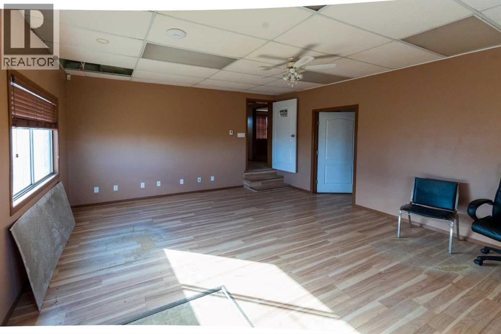 5509 Broadway Street Property Photo 10