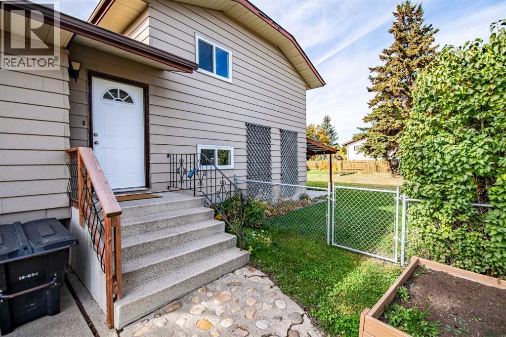12 Opal Close Property Photo 6