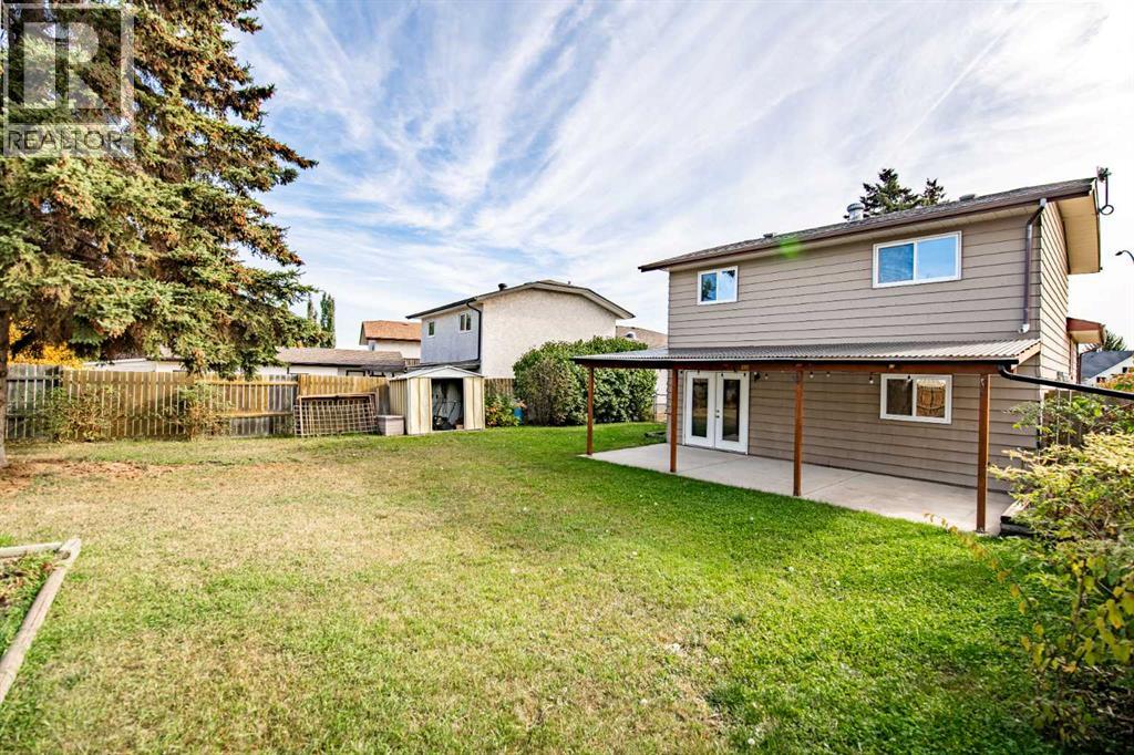 12 Opal Close Property Photo 8