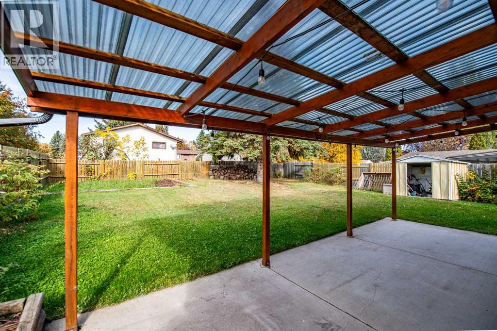 12 Opal Close Property Photo 9