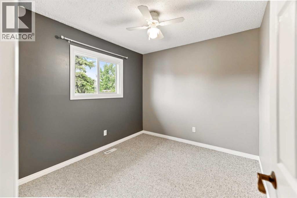 12 Opal Close Property Photo 30