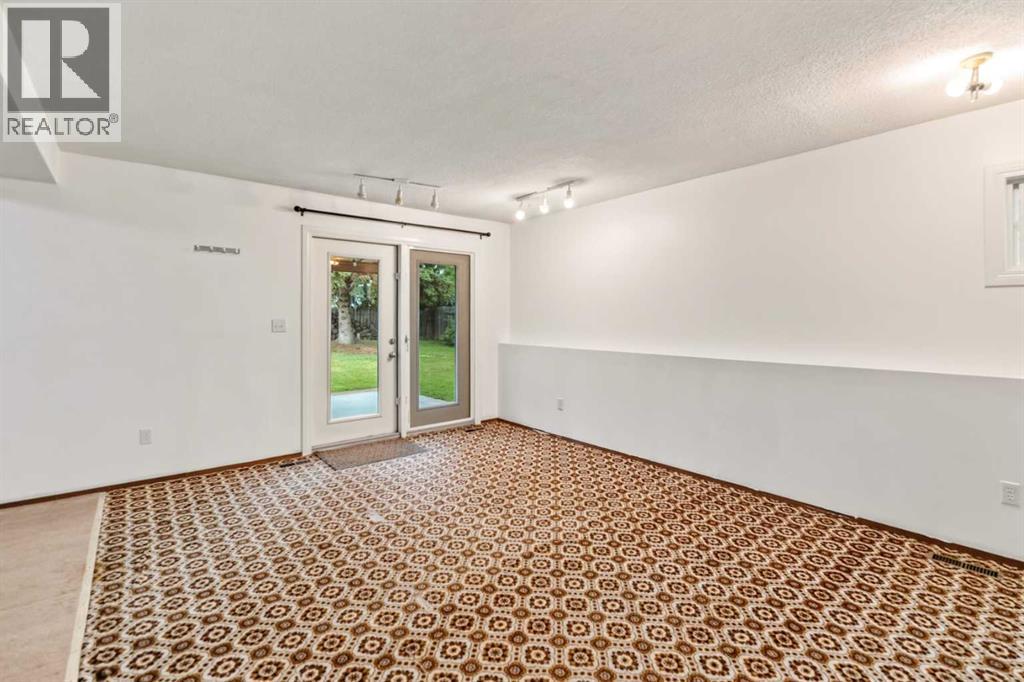 12 Opal Close Property Photo 37
