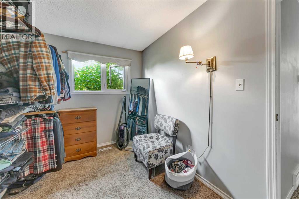 3009 49 Avenue Property Photo 14