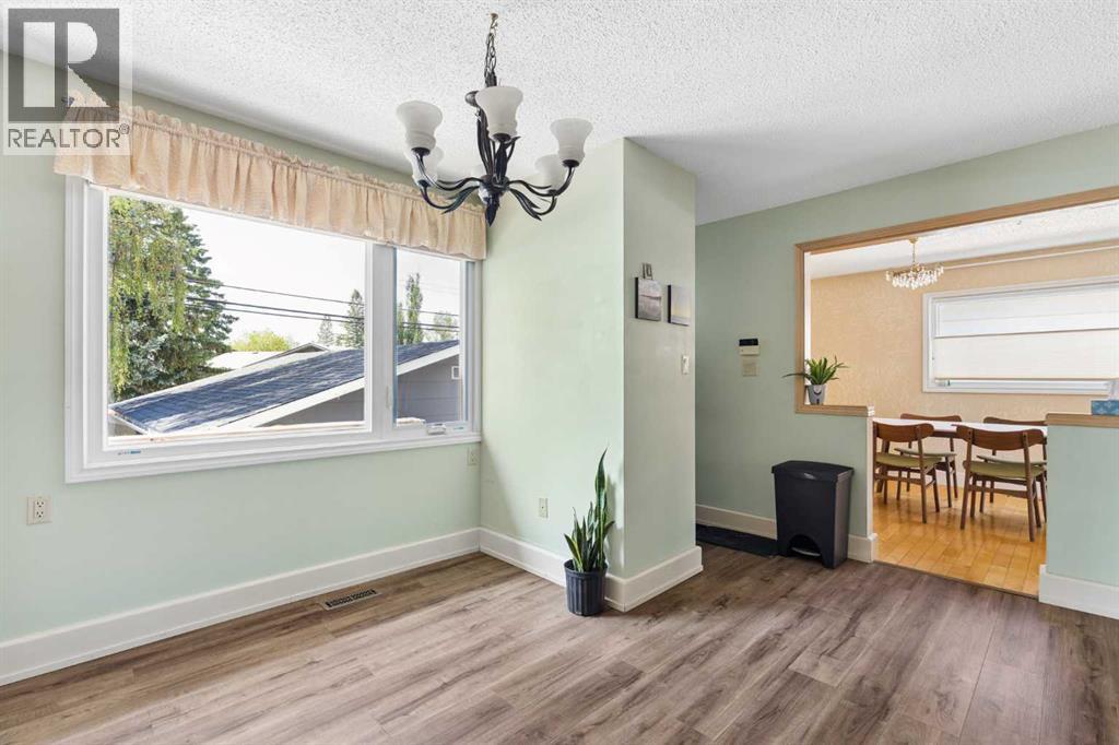 1824 Lake Bonavista Drive Se Property Photo 12
