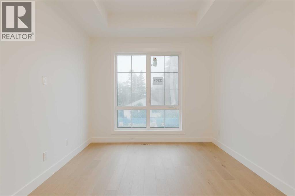 2207 Victoria Crescent Nw Property Photo 33