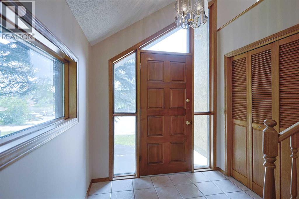 52 Edgeland Road Nw Property Photo 6