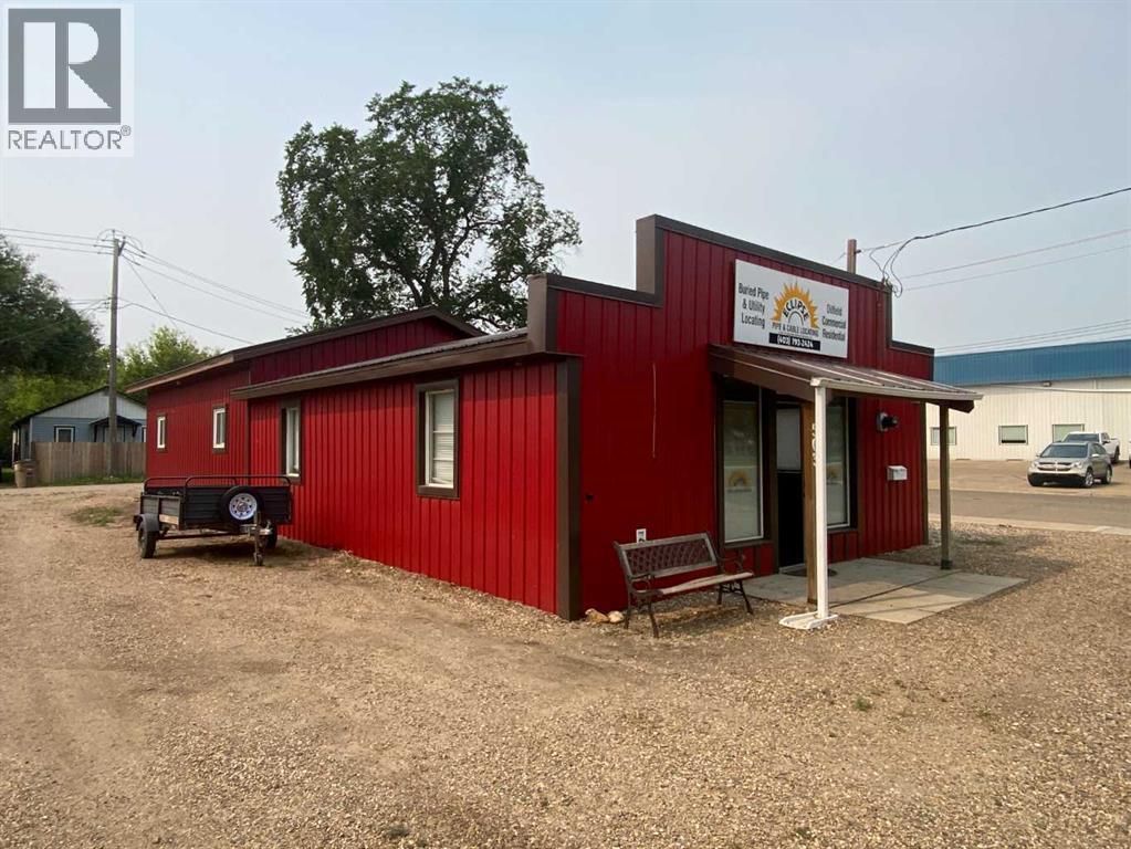 503 2 Avenue E Property Photo 6
