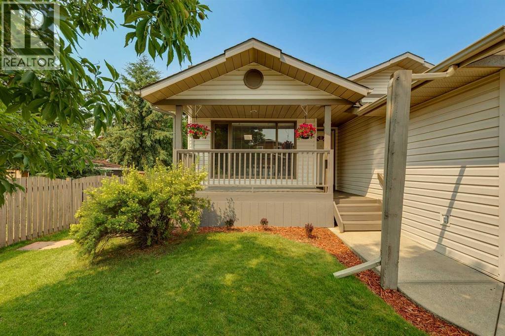 159 Woodbend Way Property Photo 2