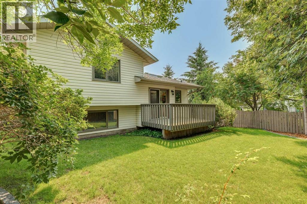 159 Woodbend Way Property Photo 6