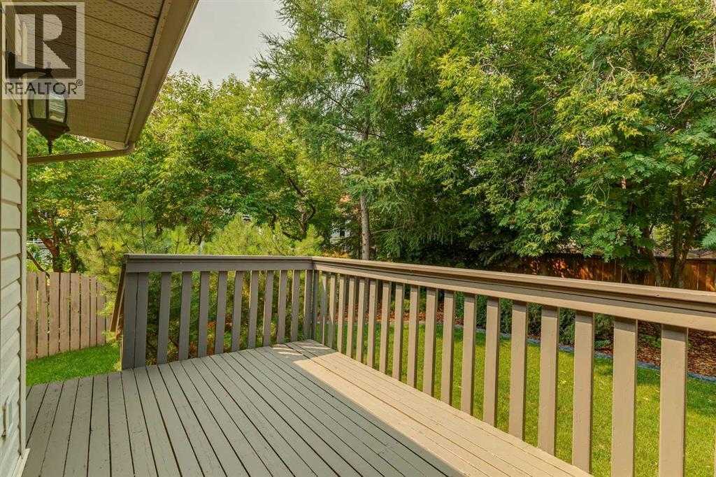 159 Woodbend Way Property Photo 7