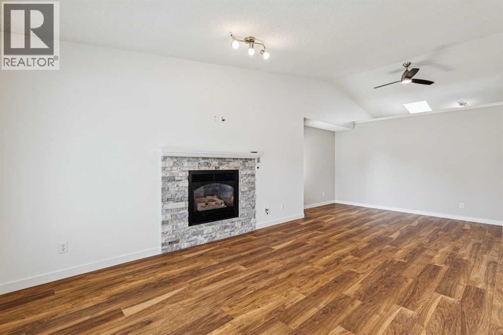 159 Woodbend Way Property Photo 14