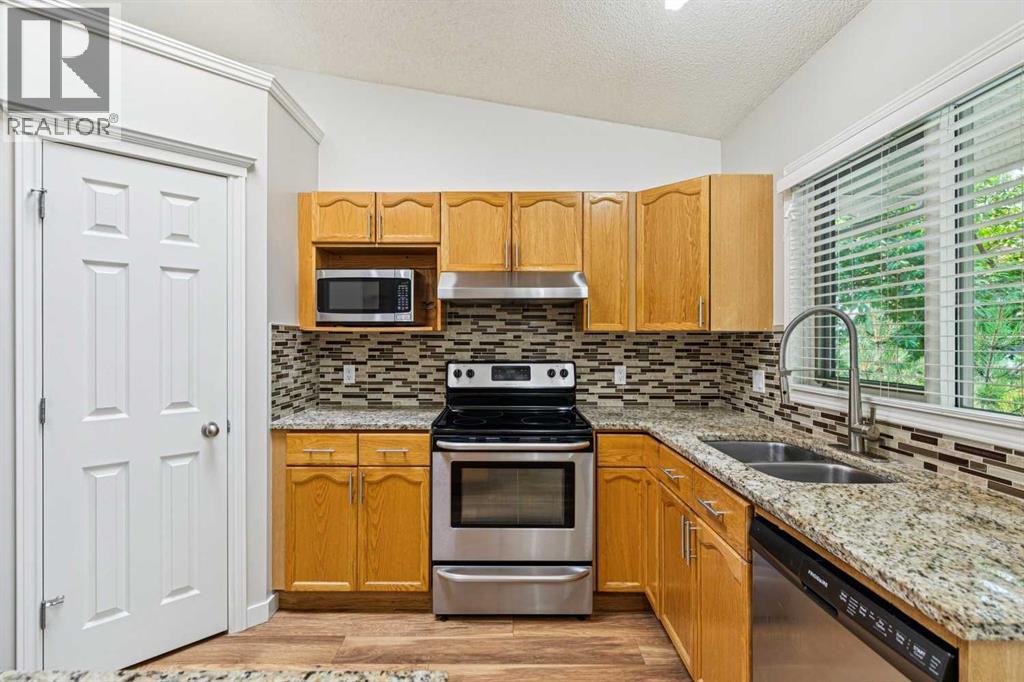 159 Woodbend Way Property Photo 18