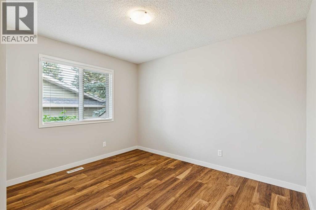 159 Woodbend Way Property Photo 25