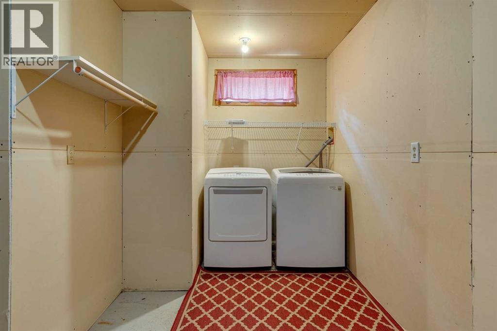 159 Woodbend Way Property Photo 35