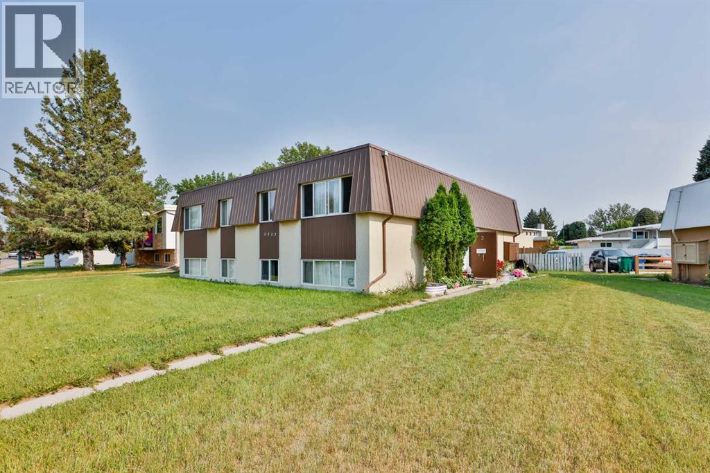 1717 St Edward Boulevard N Property Photo 1