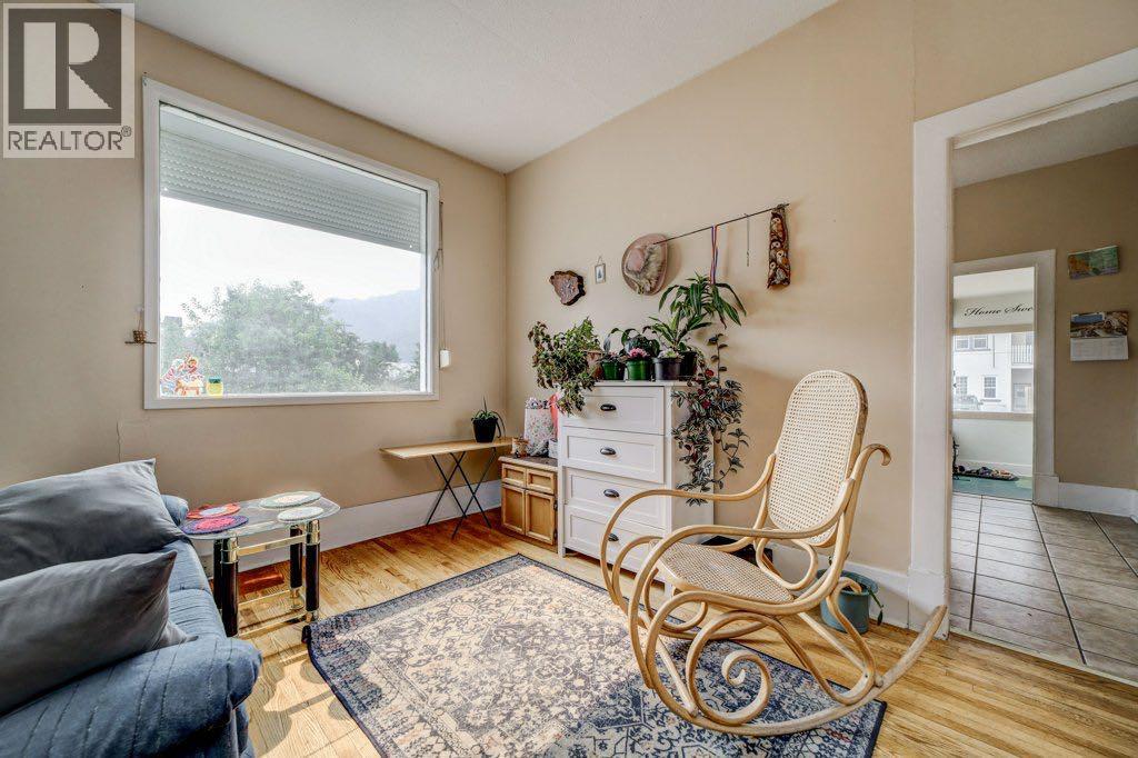 12316 21 Avenue Property Photo 19