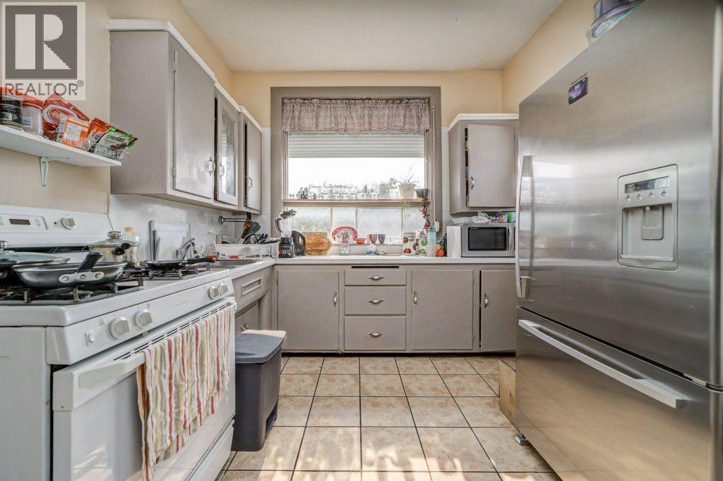 12316 21 Avenue Property Photo 23